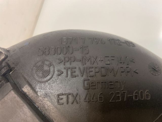 bontott BMW 3 E92 Légbeömlő Cső