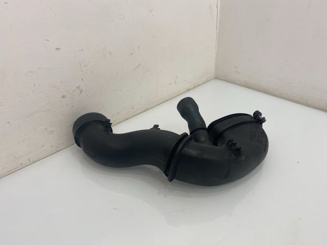 bontott BMW 3 E92 Légbeömlő Cső