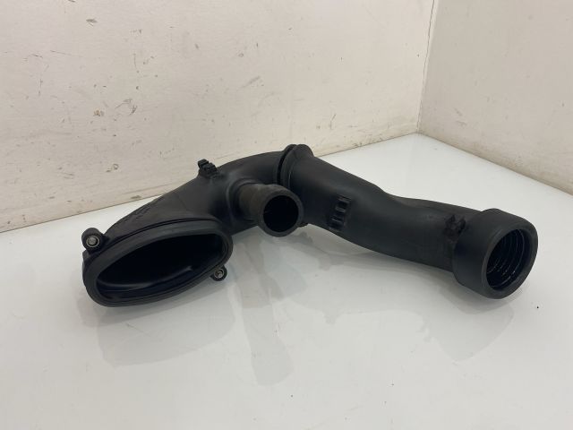 bontott BMW 3 E92 Légbeömlő Cső