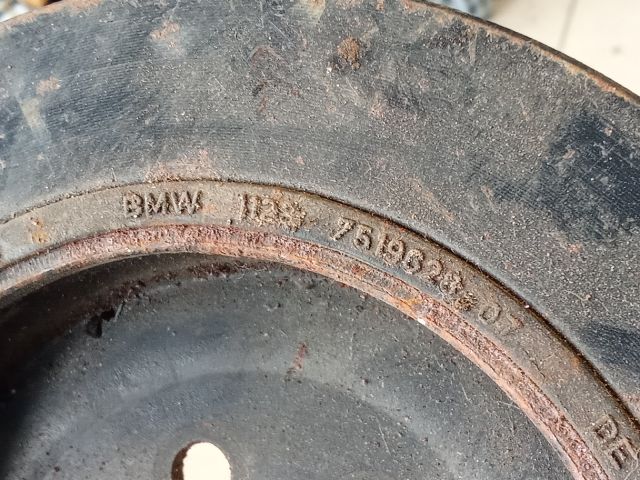 bontott BMW 3 E92 Főtengely Szíjtárcsa