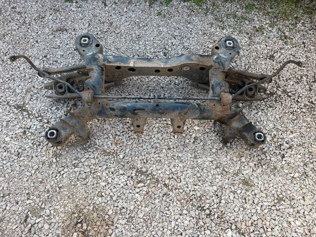 bontott BMW 3 E92 Hátsó Bölcső