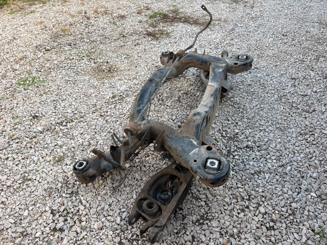 bontott BMW 3 E92 Hátsó Bölcső