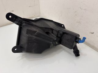 bontott BMW 3 E92 Kiegyenlítő Tartály