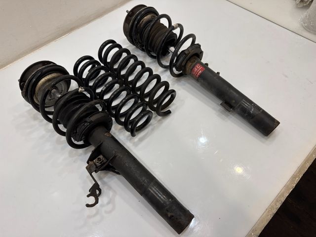 bontott BMW 3 E92 Rugó Szett