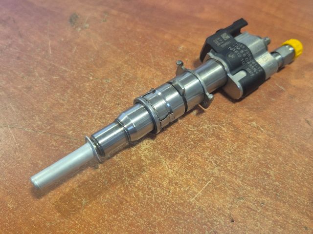 bontott BMW 3 E92 Porlasztó (1 db)