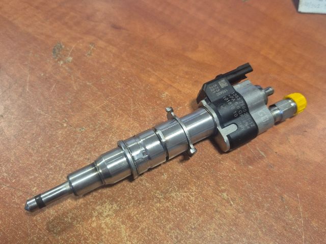 bontott BMW 3 E92 Porlasztó (1 db)