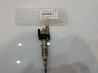 bontott BMW 3 E92 Porlasztó (1 db)