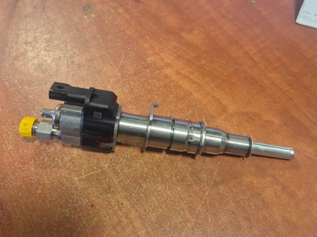 bontott BMW 3 E92 Porlasztó (1 db)