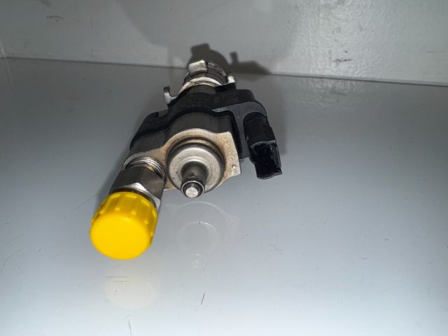 bontott BMW 3 E92 Porlasztó (1 db)