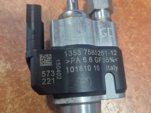 bontott BMW 3 E92 Porlasztó (1 db)