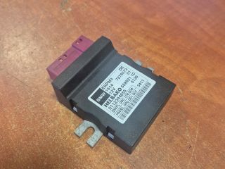 bontott BMW 3 E92 Üzemanyag Szivattyú Relé