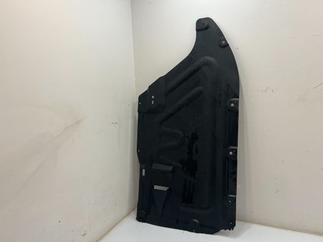 bontott BMW 3 E92 Alsó Motorburkolat