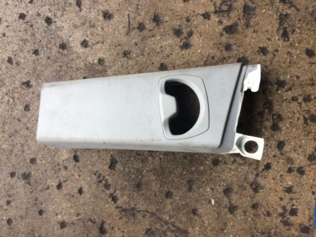 bontott BMW 3 E92 Bal B Oszlop Burkolat