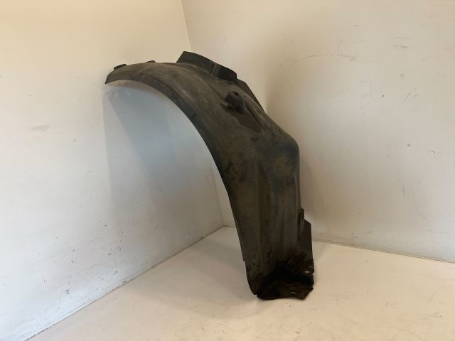 bontott BMW 3 E92 Bal első Hátsó Dobbetét (Kerékjárati, Műanyag)