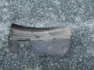 bontott BMW 3 E92 Bal első Hátsó Dobbetét (Kerékjárati, Műanyag)