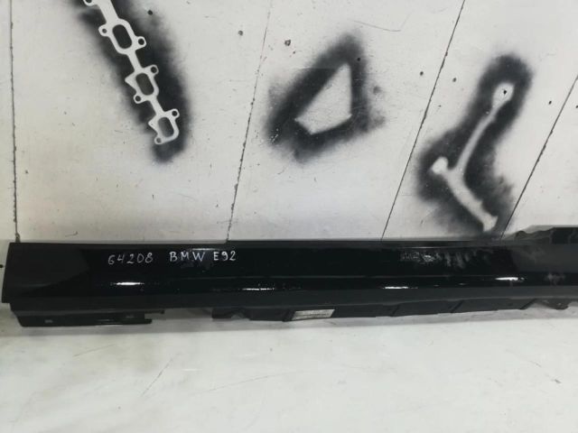 bontott BMW 3 E92 Bal első Küszöb Díszléc