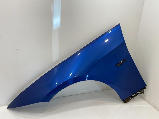 bontott BMW 3 E92 Bal első Sárvédő