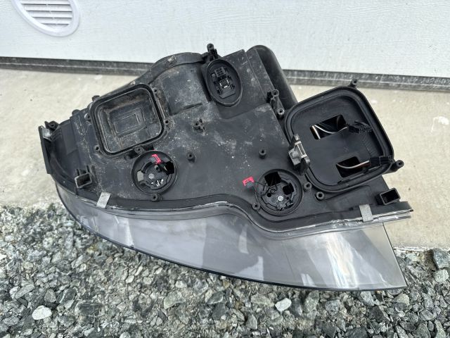 bontott BMW 3 E92 Bal Fényszóró