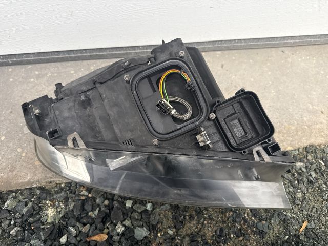 bontott BMW 3 E92 Bal Fényszóró