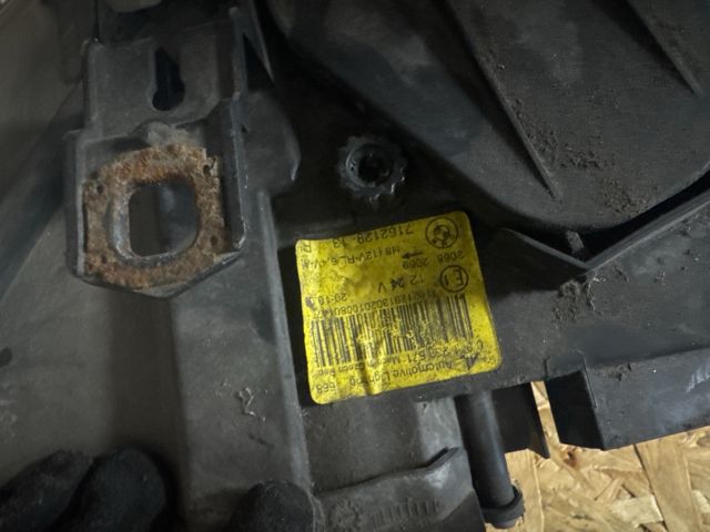 bontott BMW 3 E92 Bal Fényszóró