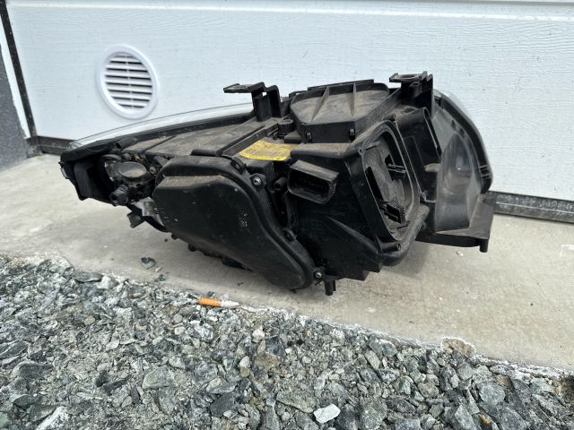 bontott BMW 3 E92 Bal Fényszóró