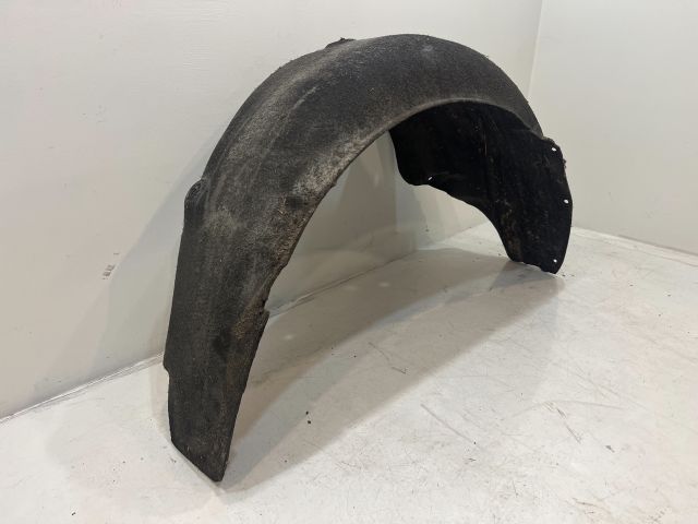 bontott BMW 3 E92 Bal hátsó Dobbetét (Kerékjárati, Műanyag)