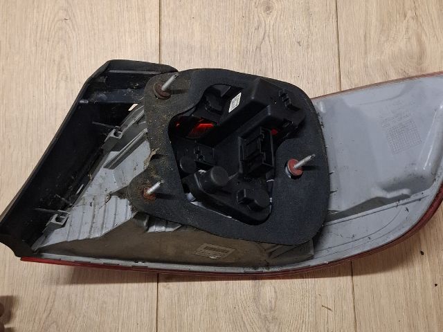 bontott BMW 3 E92 Bal Külső Hátsó Lámpa