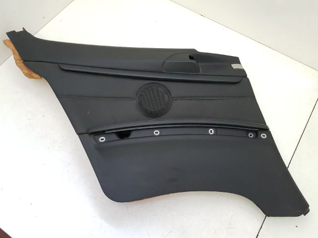 bontott BMW 3 E92 Bal Oldalkárpit (2-3 ajtóshoz hátra)