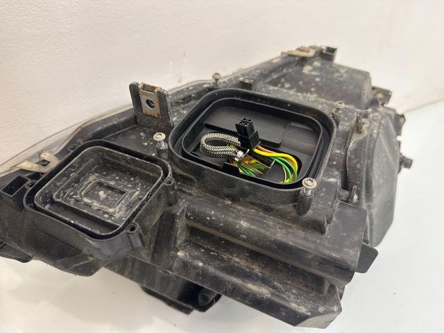 bontott BMW 3 E92 Bal Xenon Fényszóró