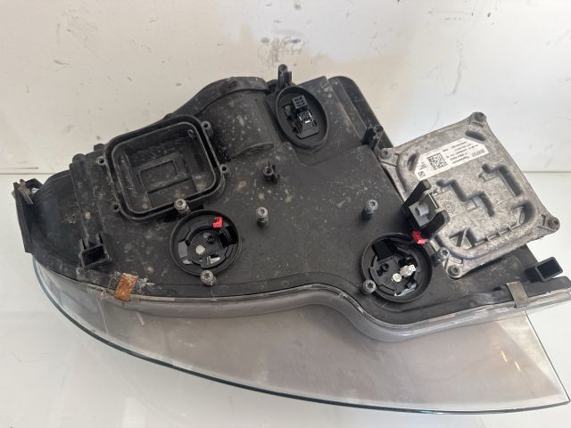 bontott BMW 3 E92 Bal Xenon Fényszóró