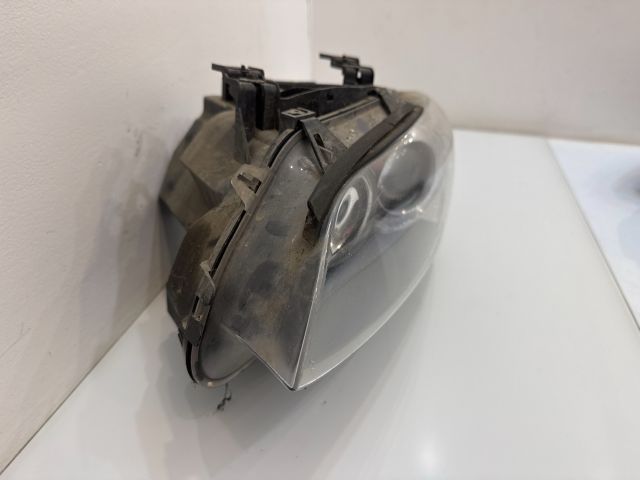 bontott BMW 3 E92 Bal Xenon Fényszóró