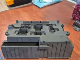 bontott BMW 3 E92 Biztosítéktábla Utastér