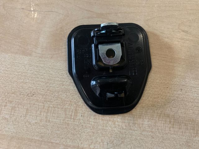 bontott BMW 3 E92 Csomagrögzítő