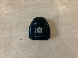 bontott BMW 3 E92 Csomagrögzítő