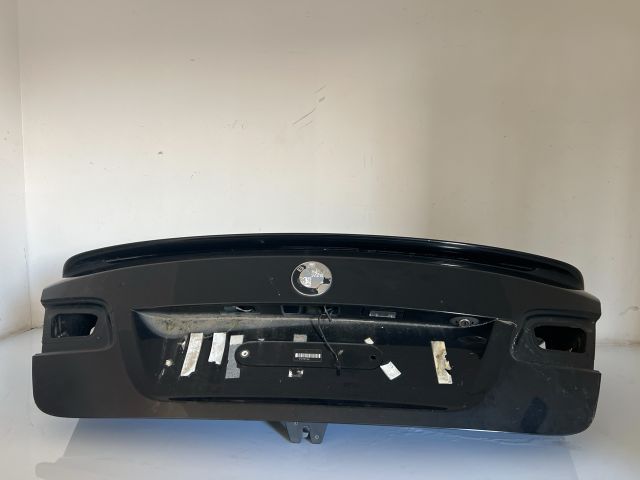 bontott BMW 3 E92 Csomagtérajtó (Részeivel)