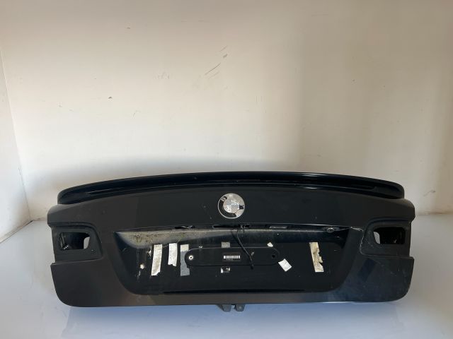 bontott BMW 3 E92 Csomagtérajtó (Részeivel)