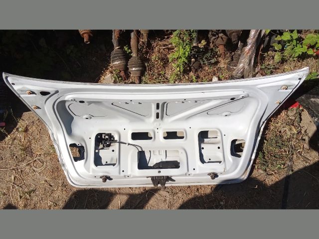 bontott BMW 3 E92 Csomagtérajtó (Üres lemez)