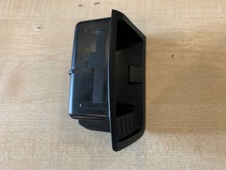 bontott BMW 3 E92 Első Hamutartó