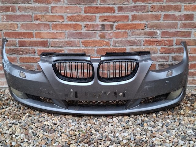 bontott BMW 3 E92 Első Lökhárító (Részeivel)