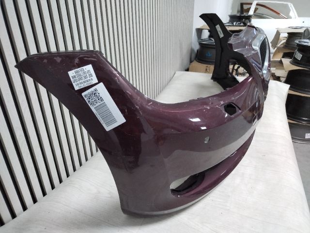 bontott BMW 3 E92 Első Lökhárító (Üresen)