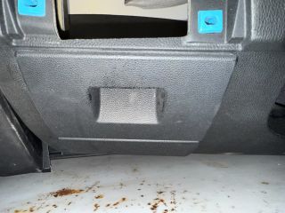 bontott BMW 3 E92 Első Tároló Rekesz