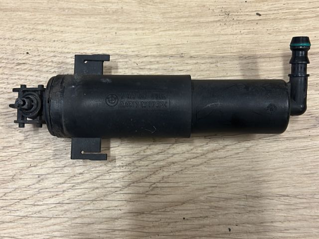 bontott BMW 3 E92 Fényszórómosó Fúvóka (Pozíciófüggetlen)