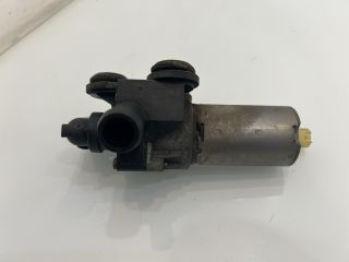 bontott BMW 3 E92 Fűtéscsap