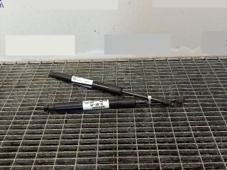 bontott BMW 3 E92 Gázrugós Kitámasztó Teleszkóp Motorháztető