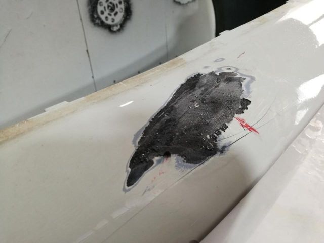 bontott BMW 3 E92 Hátsó Lökhárító (Üresen)