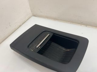 bontott BMW 3 E92 Hátsó Tároló Rekesz