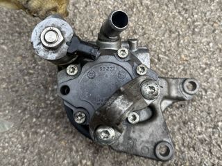 bontott BMW 3 E92 Hidraulika Szivattyú