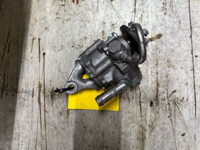 bontott BMW 3 E92 Hidraulika Szivattyú