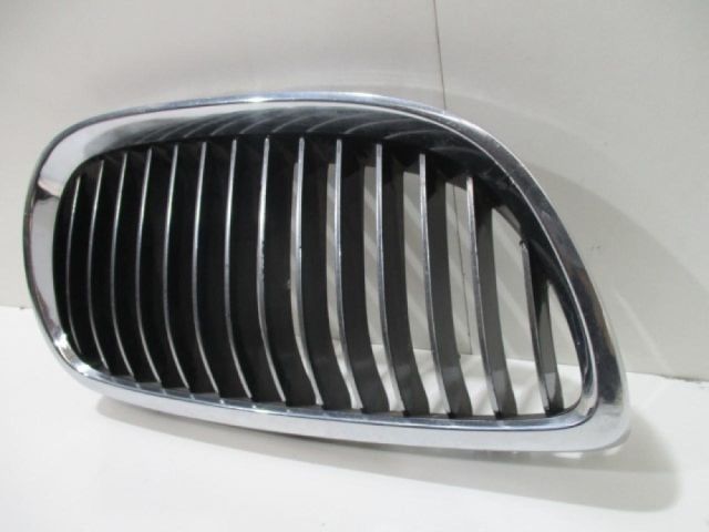 bontott BMW 3 E92 Hűtőrács