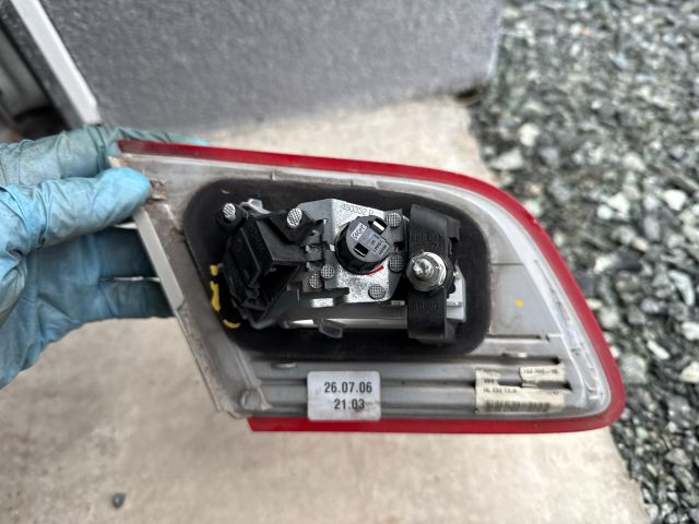 bontott BMW 3 E92 Jobb Belső Hátsó Lámpa